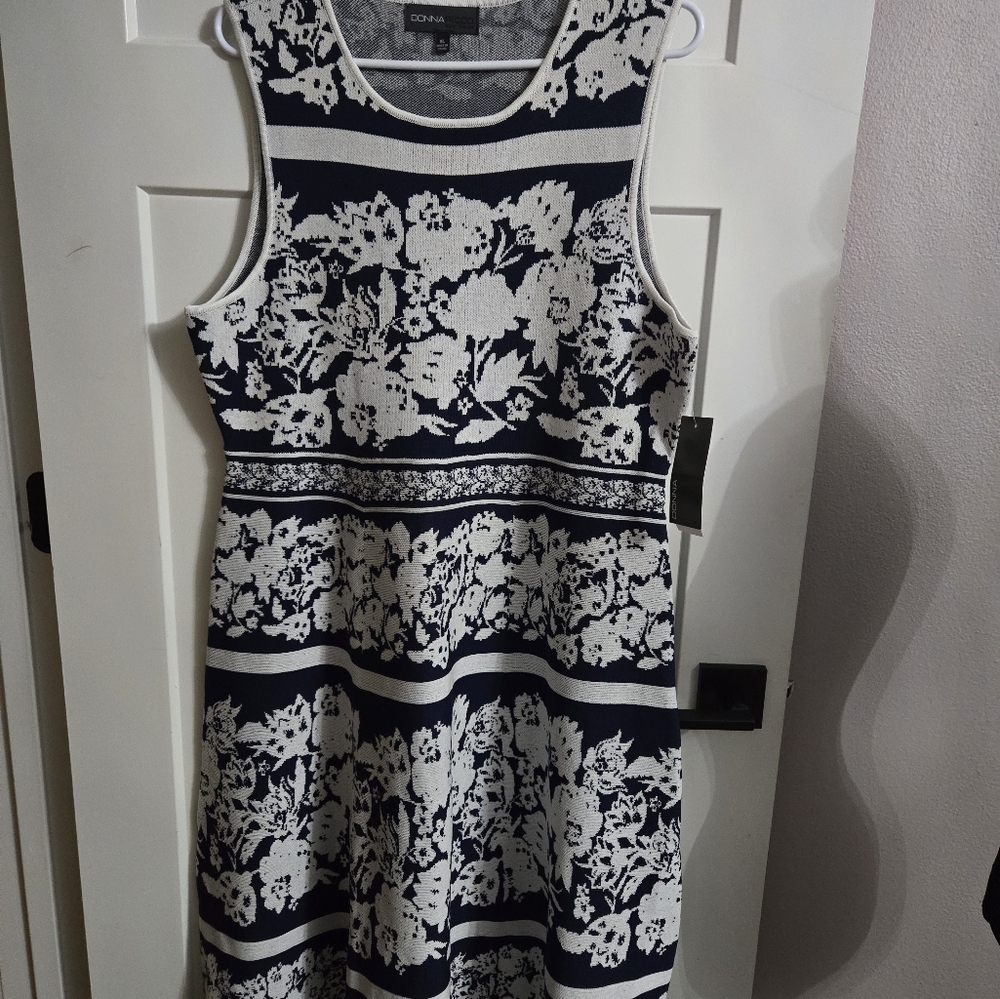 Donna Ricco Black and White Floral Midi Dress